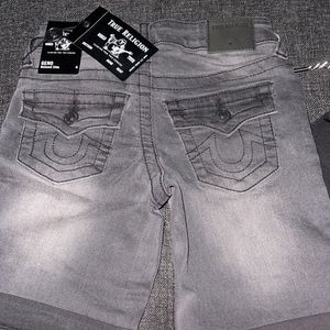 Boys true religion shorts